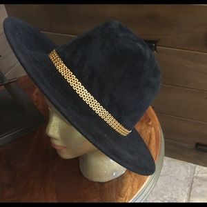 Kokin New York black felt hat with gold braid